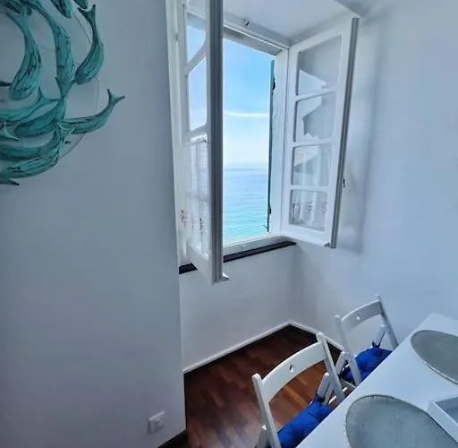 Lägenhet Un Terrazzino Sul Lungomare